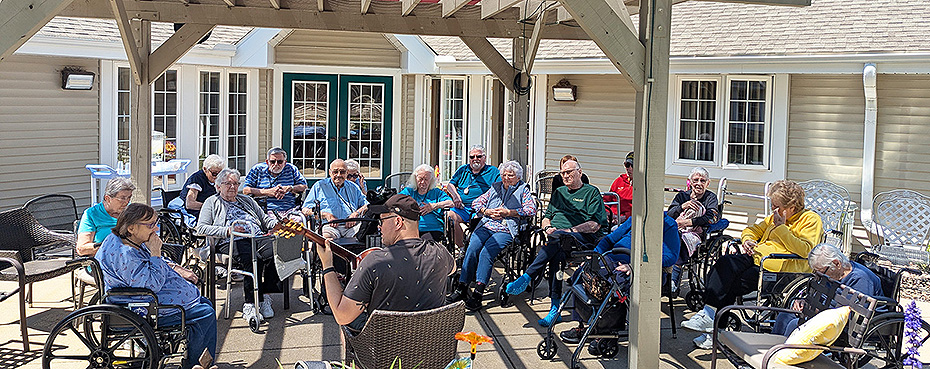 CrestRidge folks enjoy a patio concert